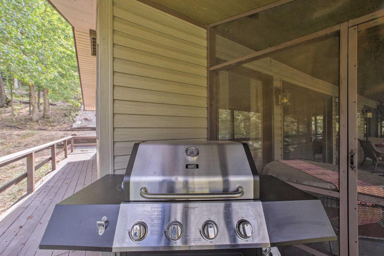 Lakefront Table Rock Home With Fire Pit! Golden Экстерьер фото